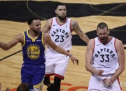 米兰体育电竞-狼队客场力克猛龙，取得关键胜利