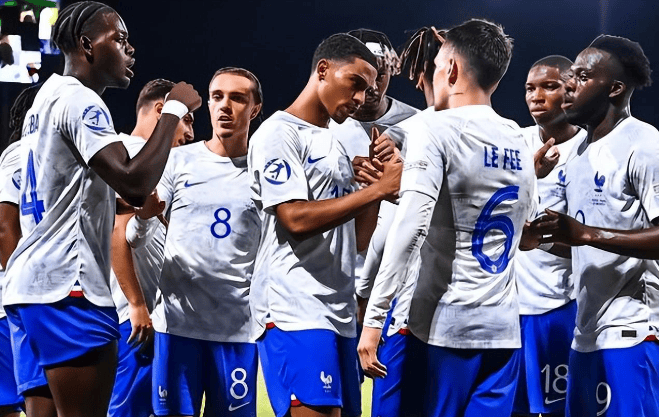 关于帕尔梅拉斯阵容齐整,劲旅全力以赴世俱杯争冠的信息 关于帕尔梅拉斯阵容齐整,劲旅全力以赴世俱杯争冠的信息