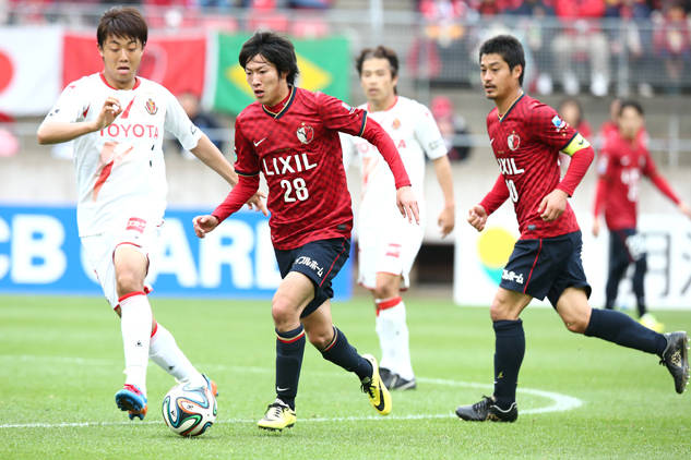 包含鹿岛鹿角主帅强调团队配合，迎战欧洲劲旅的词条