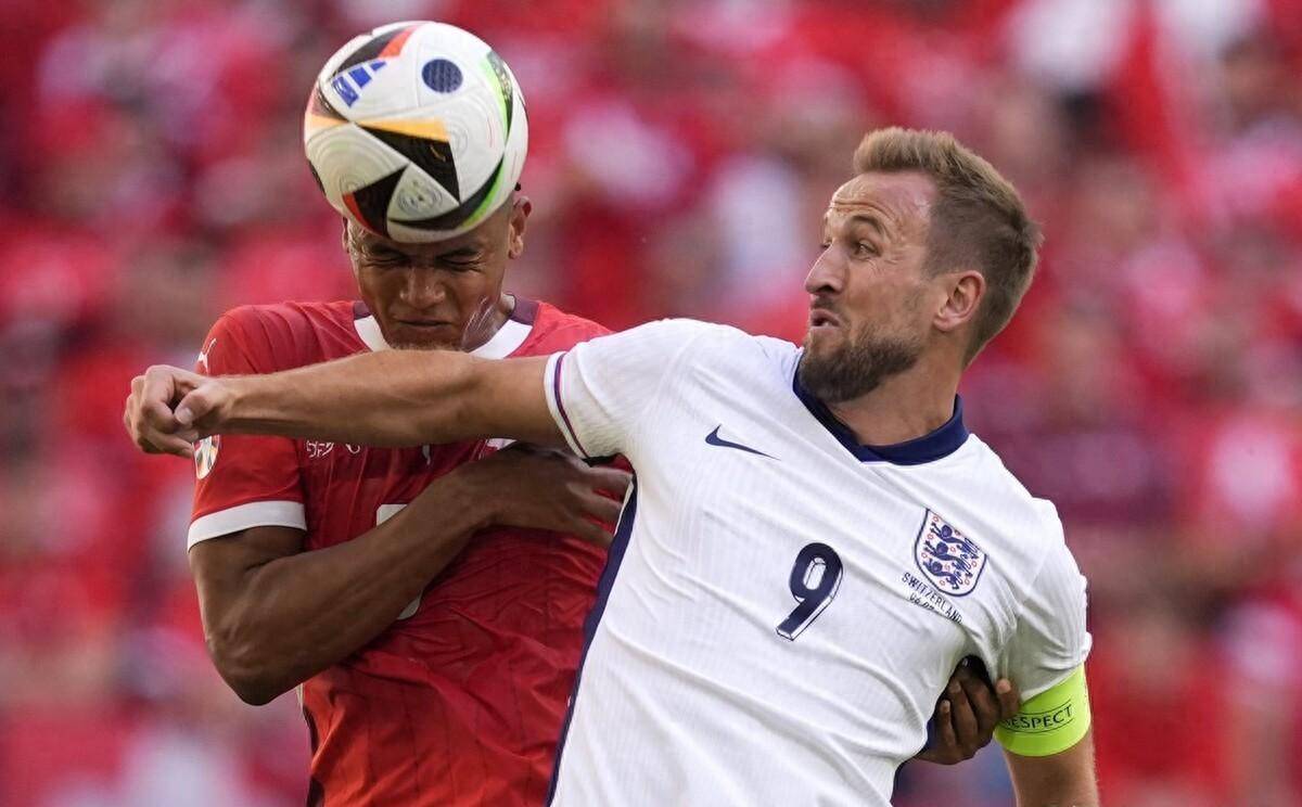 包含荷兰闯入四强,德尚领军创造历史的词条 包含荷兰闯入四强,德尚领军创造历史的词条