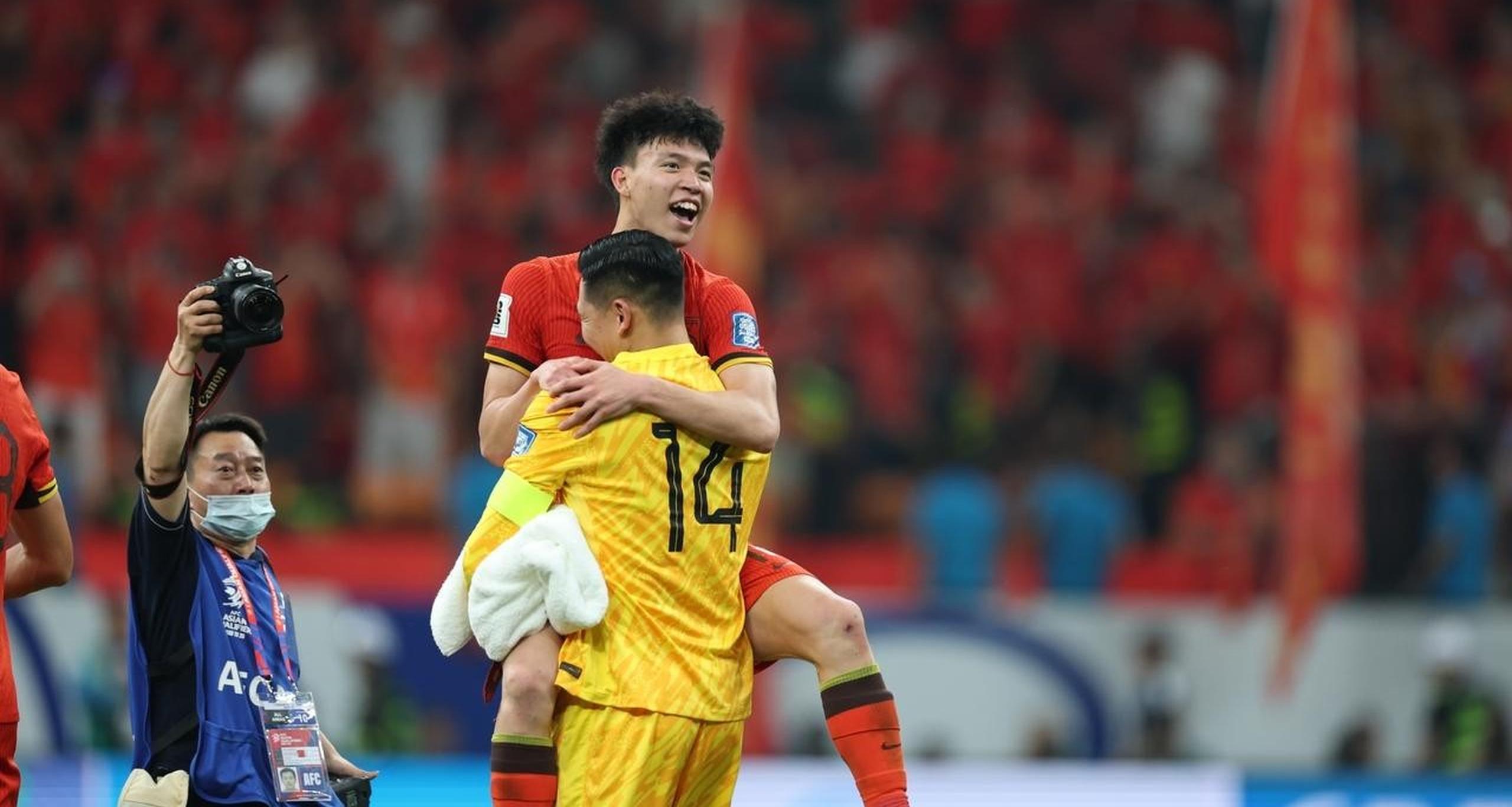 东亚杯结束!中国队闪耀登顶 东亚杯结束!中国队闪耀登顶