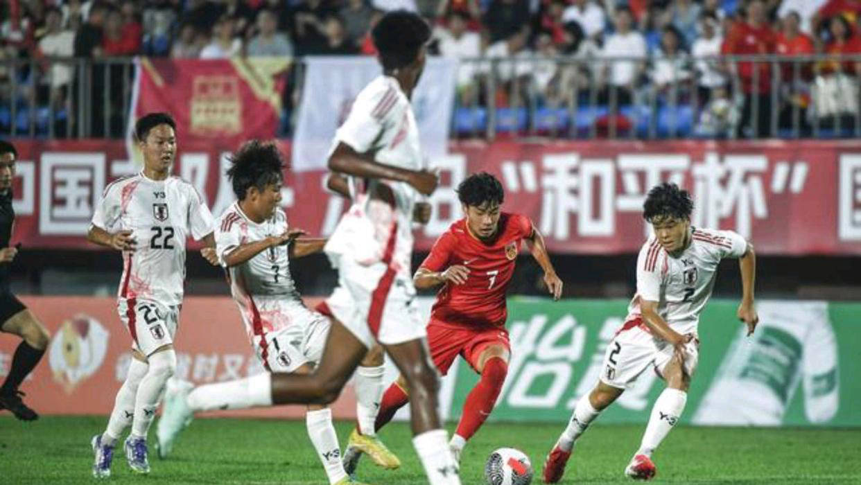 强队上演激烈较量,双方战平收场的简单介绍 强队上演激烈较量,双方战平收场的简单介绍