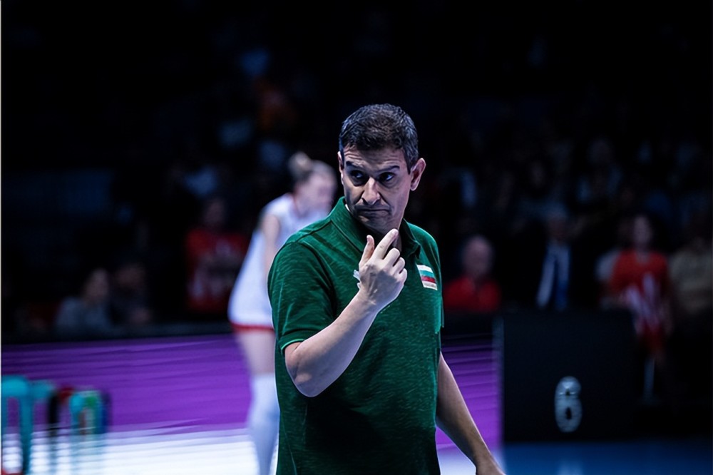 包含保加利亚队艰难晋级,欧洲冠军联赛预选赛胜利努力的词条 包含保加利亚队艰难晋级,欧洲冠军联赛预选赛胜利努力的词条