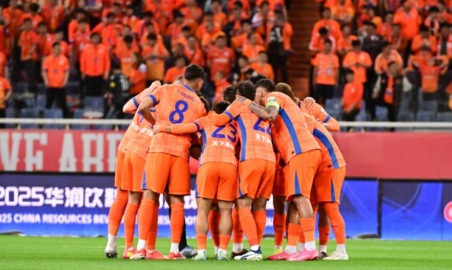 包含球队实力强弱对阵，场面火爆令观众沸腾的词条