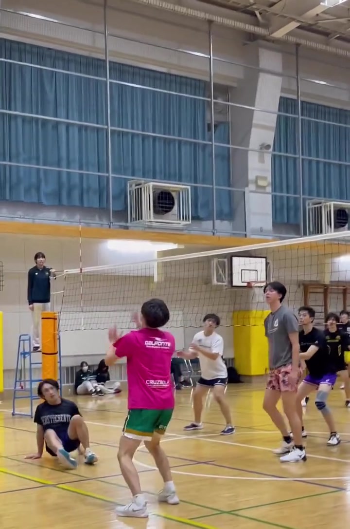 包含强手如林,精彩对攻场面壮观无比的词条 包含强手如林,精彩对攻场面壮观无比的词条