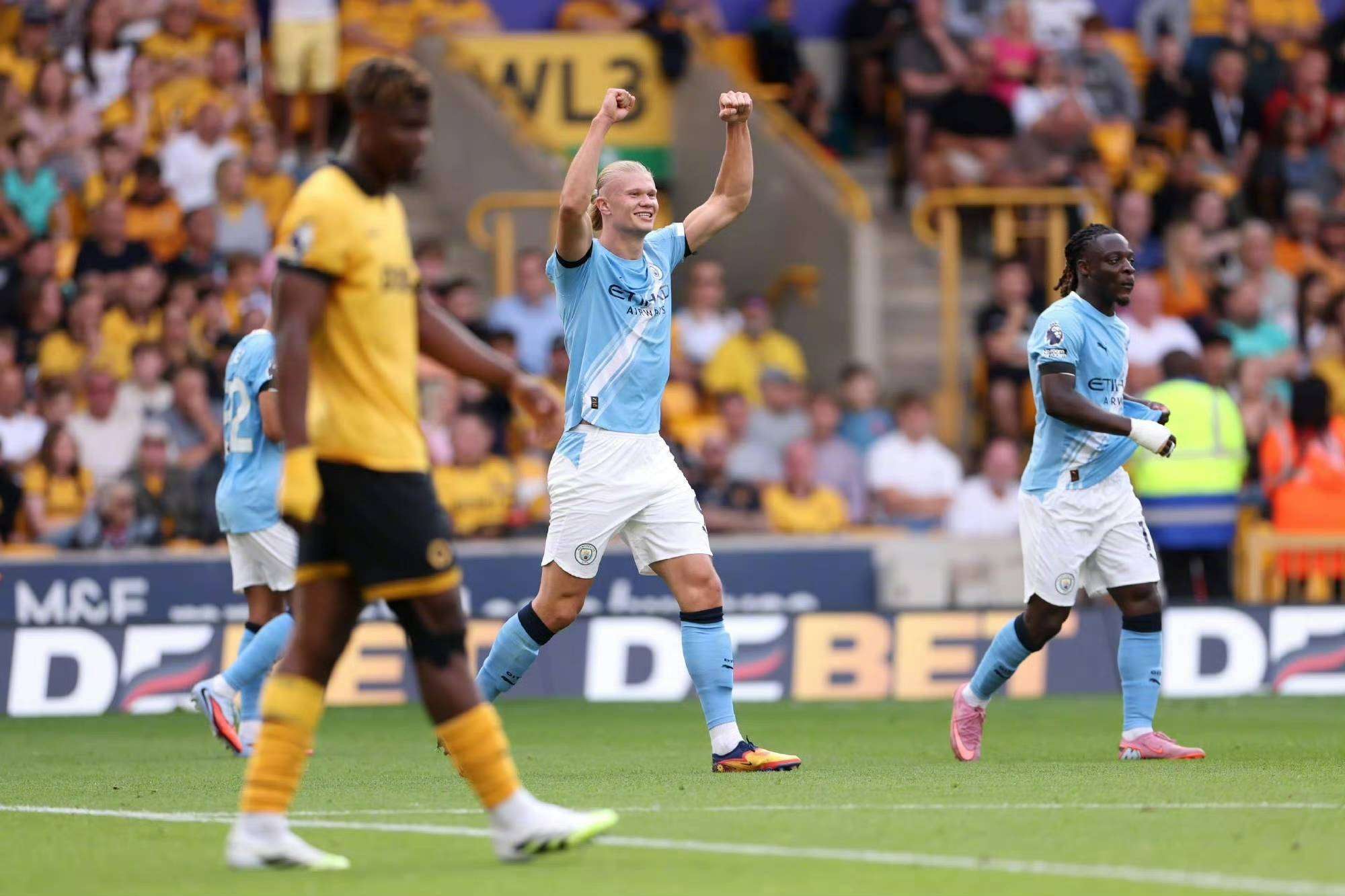 曼城客场挑战斯旺西，蓝月争夺英超冠军