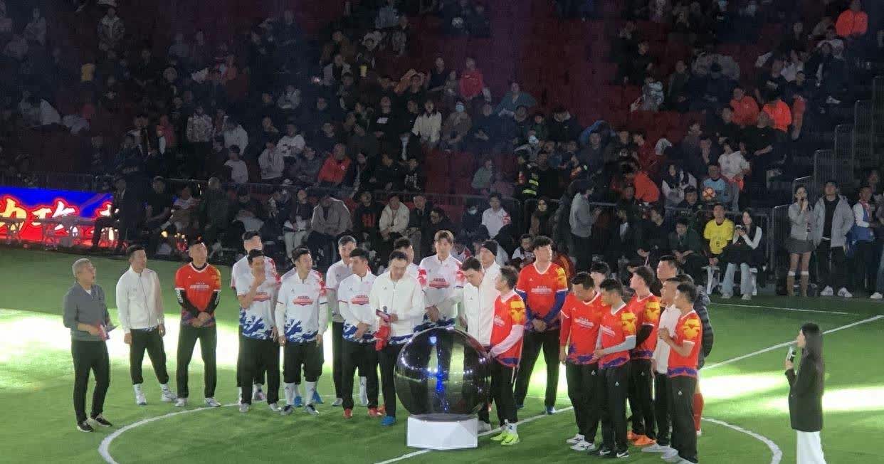 本周末国内足球场上有哪些精彩比赛?的简单介绍 本周末国内足球场上有哪些精彩比赛?的简单介绍