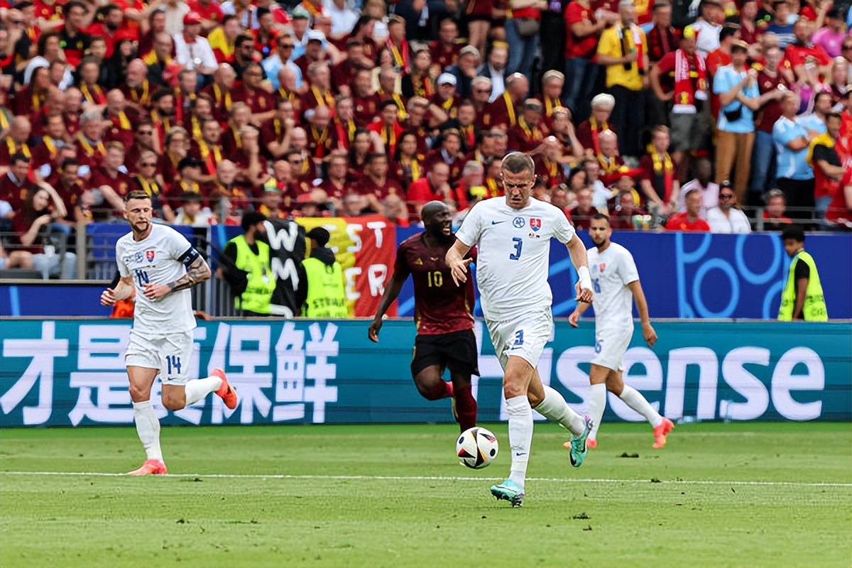 比利时主场战胜斯洛伐克,实力不容小觑 比利时主场战胜斯洛伐克,实力不容小觑