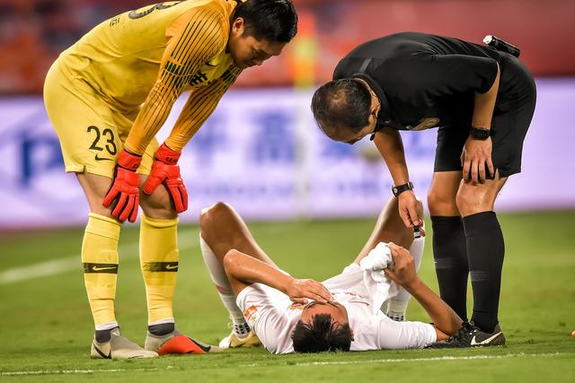 关于深圳佳兆业主场3-2逆转战胜重庆当代力帆的信息