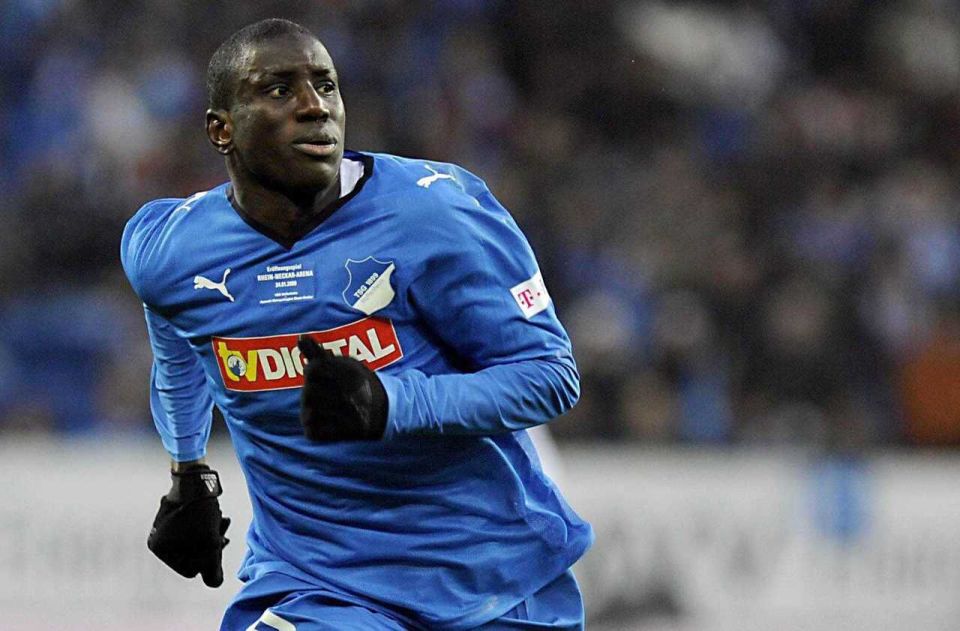 关于霍芬海姆主场获胜,继续领跑积分榜的信息 关于霍芬海姆主场获胜,继续领跑积分榜的信息